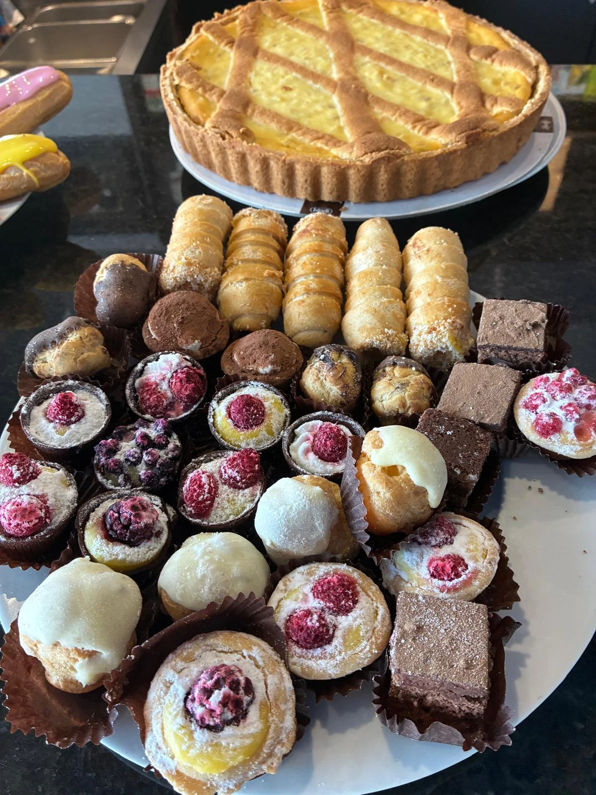 Giorgio D — espresso bar & desserts